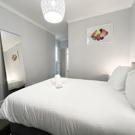 Glasgow 2 Bedroom Apartment מראה חיצוני תמונה