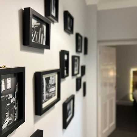 Glasgow 2 Bedroom Apartment מראה חיצוני תמונה