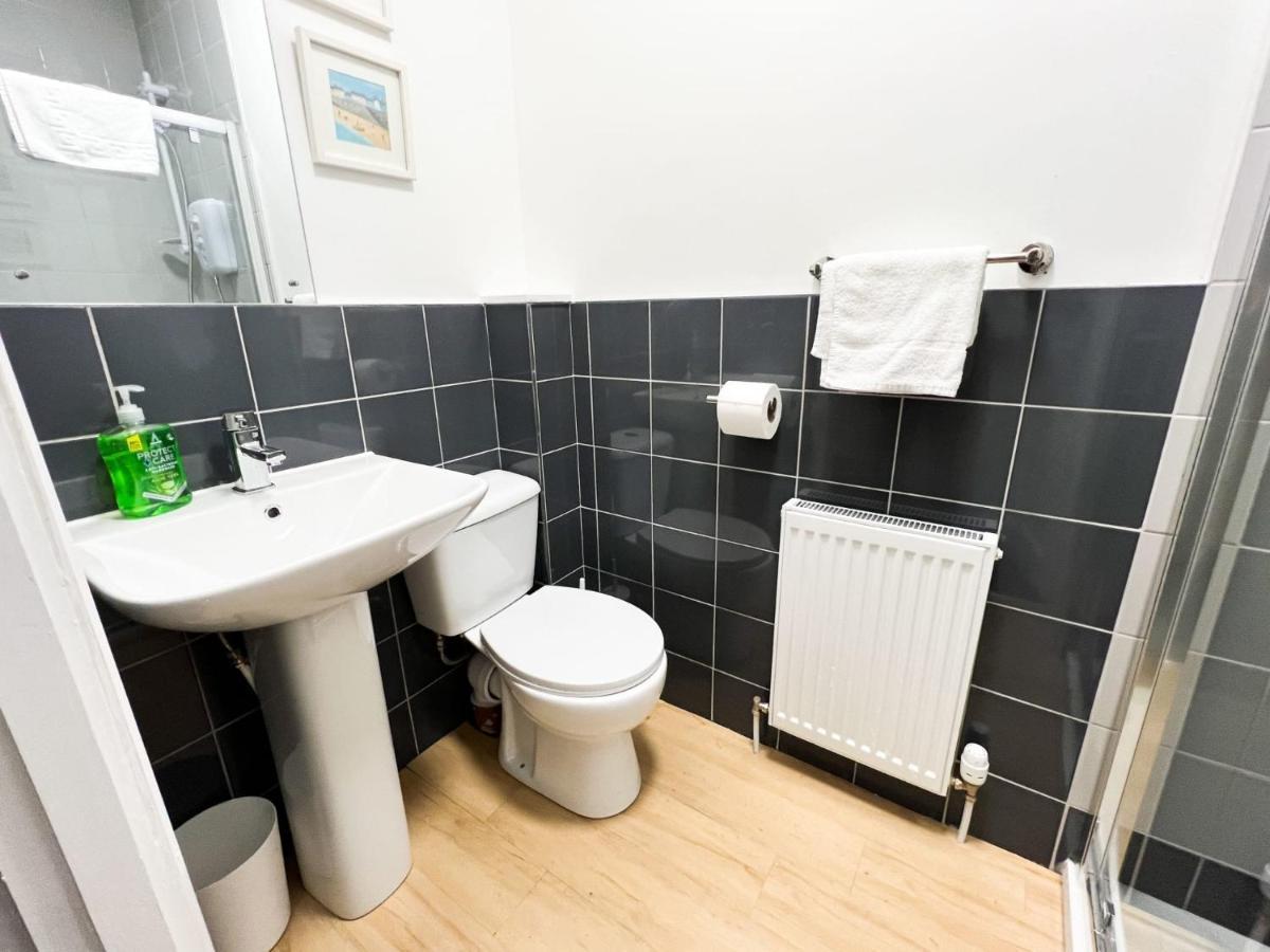 Glasgow 2 Bedroom Apartment מראה חיצוני תמונה